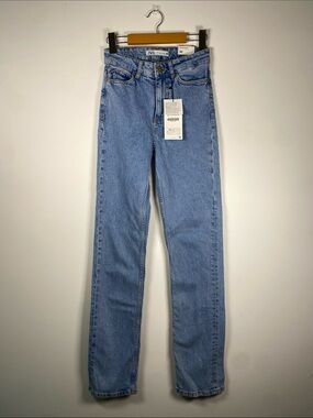 NWT Zara Light Blue High Rise Straight Leg Jeans Size 32
